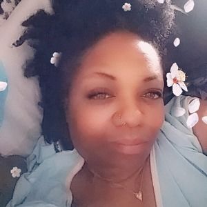 Meet your Posher, Tonya